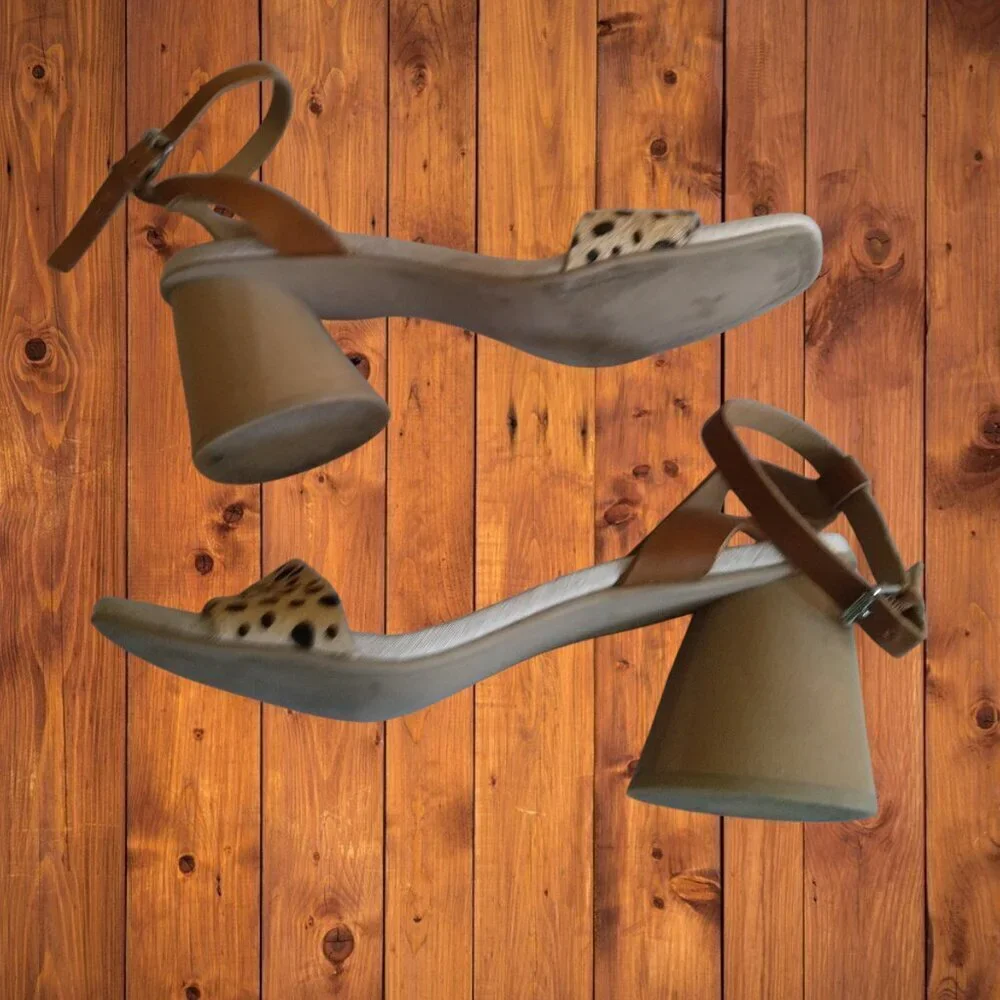 Dolce Vita Hazel Women's Size 8.5M Calf Hair Strappy Block Heeled Sandals